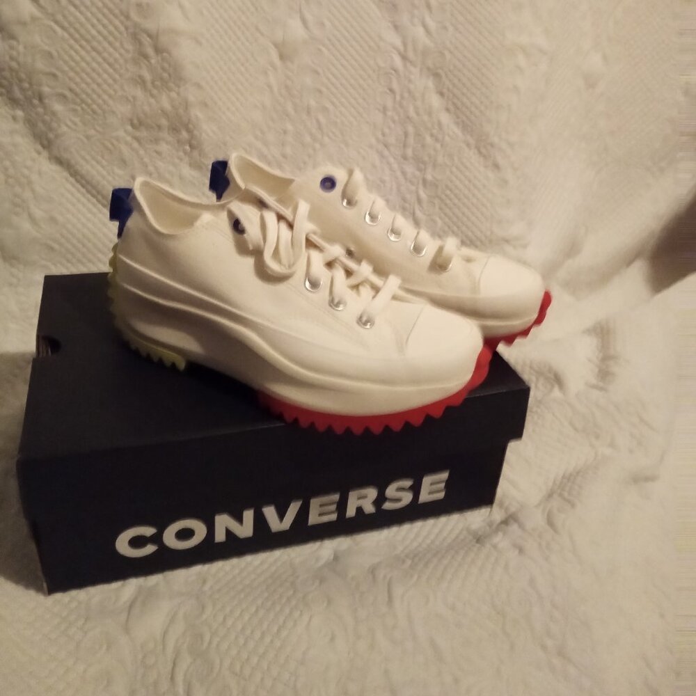 Converse Run Star Hike Shoes - 7 - NWT